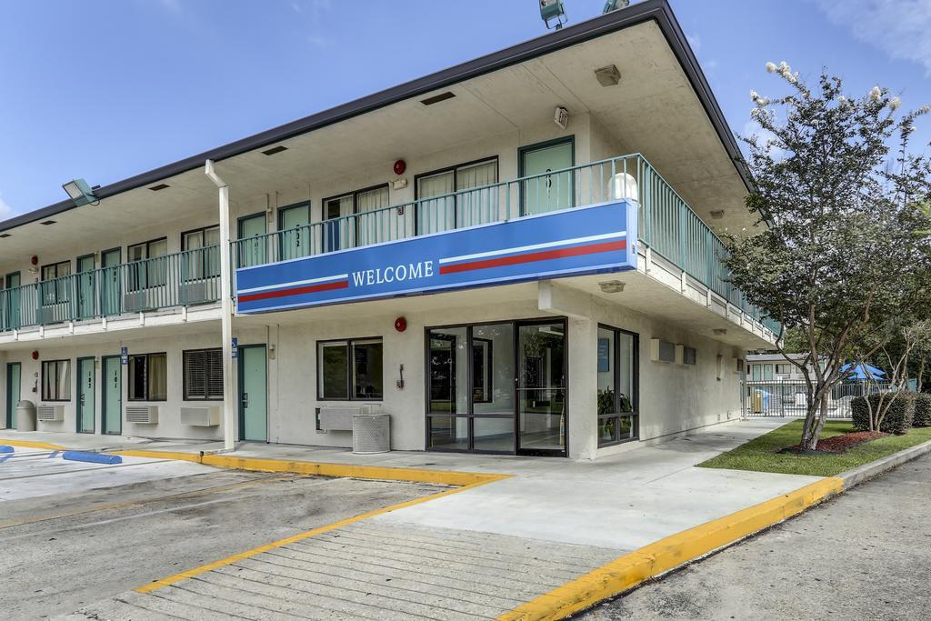 Studio 6 Lafayette, La I-10 & I-49 N Exterior photo